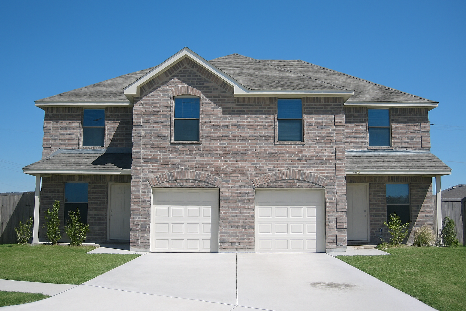 The Ridge 240 & 238 Whyndam Meadows Way